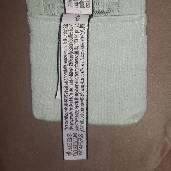 Victoria's Secret EUC Dream Angels High Neck Chantilly Demi Bra 34DD/F75 - Picture 12 of 13